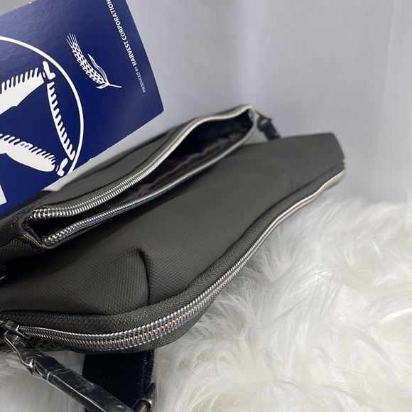 Harvest Label | Urban Cross Pack green 
Olive color NWT - Picture 12 of 12